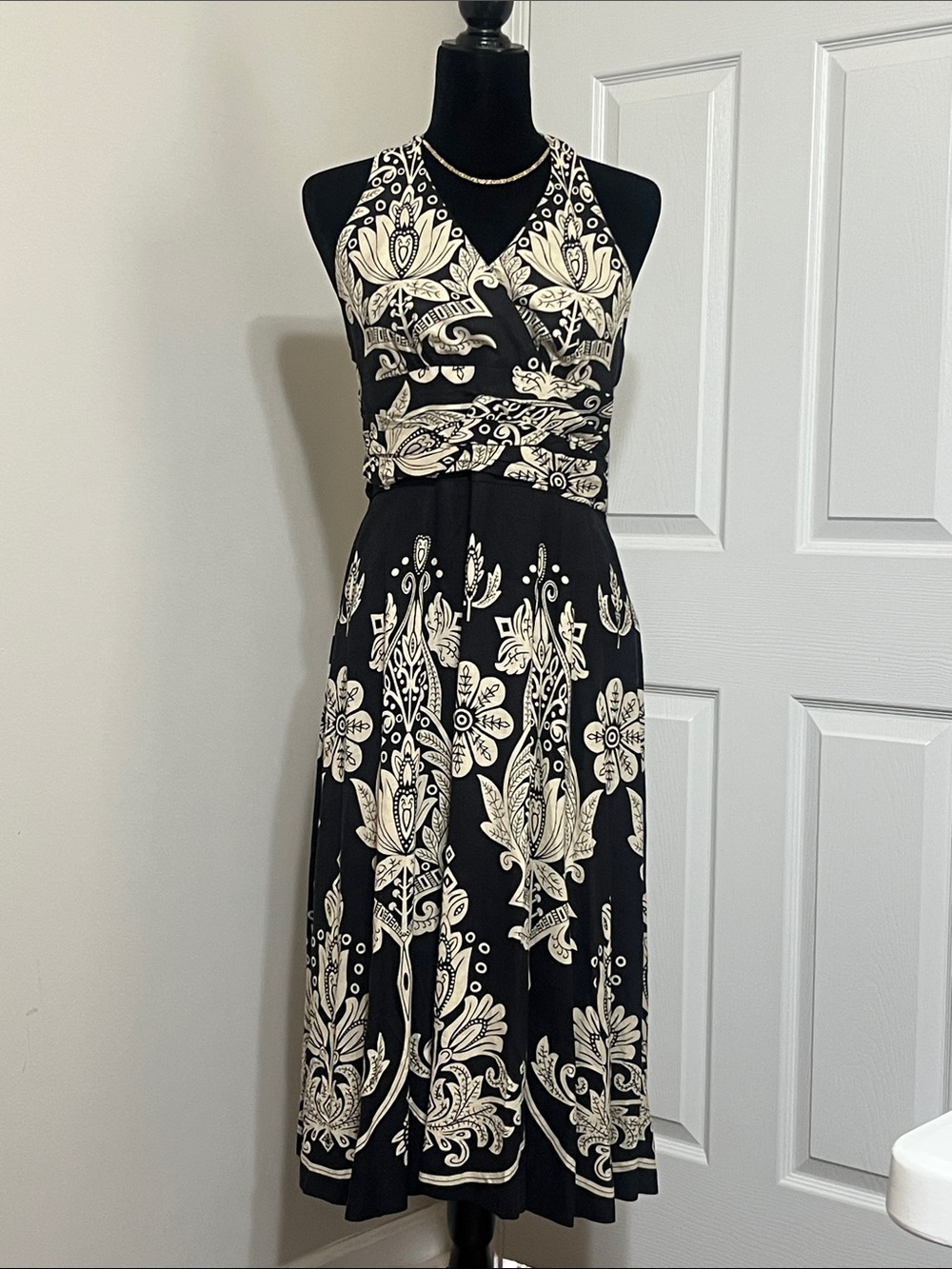 Bandolino Black and Cream Halter Backless Midi Dress with Floral Print